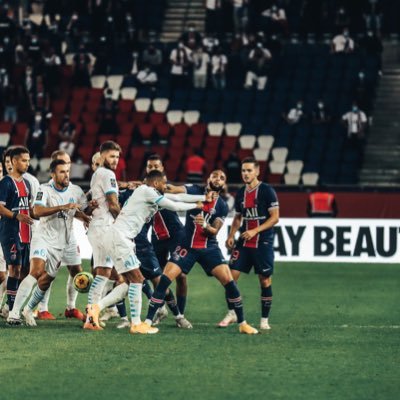 Play Beautiful. Play Free.
Quand un parisien et un marseillais se rencontrent