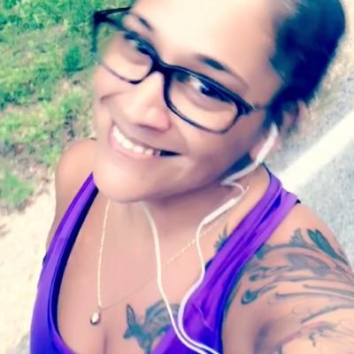 #LoveLife #FootballLife #FootballMom #BoyMomLife Hawaiian girls do it better!!