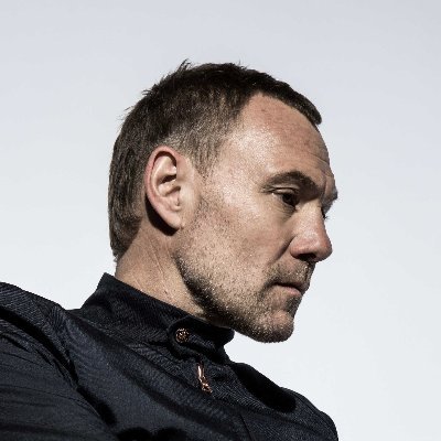 Official account of David Gray : singer, songwriter, curlew man