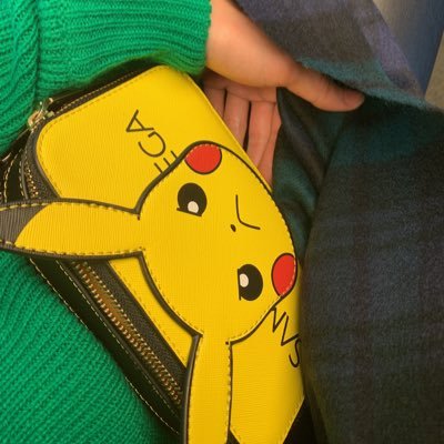 kusikoko's profile picture. 思った事を呟きます。フォロー外してください。