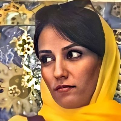 ki_zeinab's profile picture. Sometimes one simply wants to disappear.