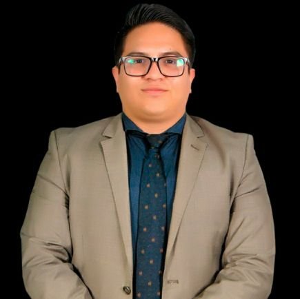 Abogado, Master en Derecho Constitucional, Mediador, Palnificador de proyectos de alto impacto, Filántropo.
Más allá de político, soy polímata.