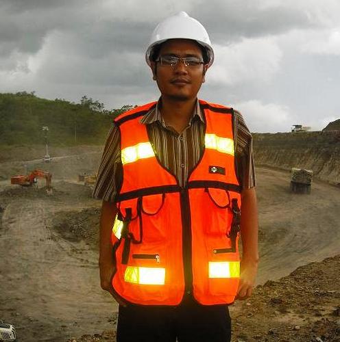 Ulurkan Tanganmu Jika Ada Yang Memohon Pertolongan