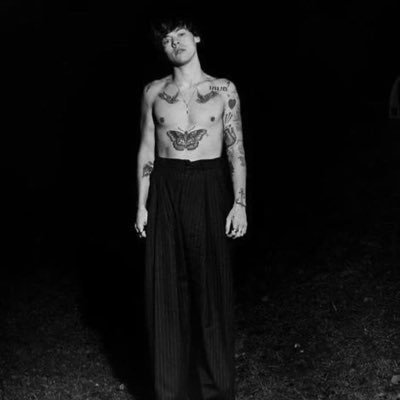 lightsupvol6's profile picture. i don’t really use it but incase i do sorry