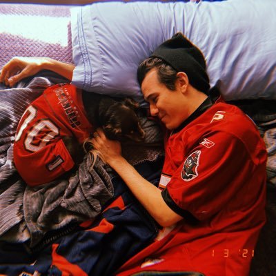 itsdato's profile picture. Father, don’t say Daddy. Daddio is acceptable.