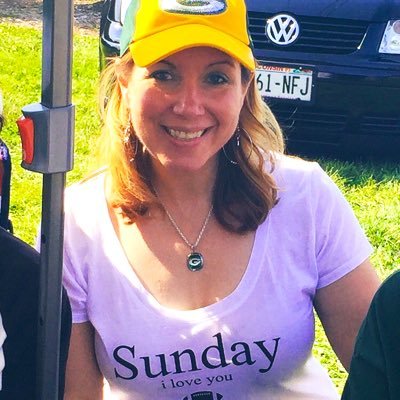 CPA by day, fun-loving crazy sports fan all the time and I absolutely LOVE my Green Bay Packers!! If you don't like sports, chances are you won't like me!