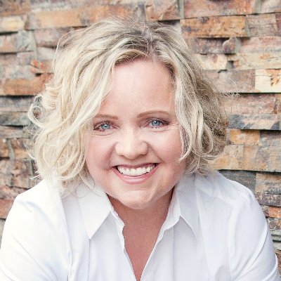 Journalist, broadcaster & filmmaker. Voice behind