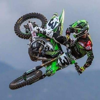 Eu sou piloto de motocross mundial e nacional ama super cross e mxgp