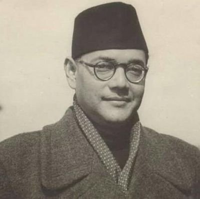 hinduchandanku's profile picture. समझदारी आने पर यौवन चला जाता है।