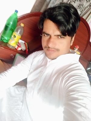 Farman92613357's profile picture. pharmacy researcher