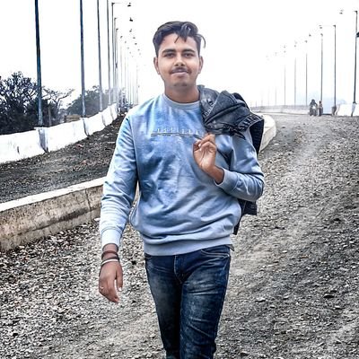 MohitSh80754925's profile picture. Who’s a good boy? I am! 😎