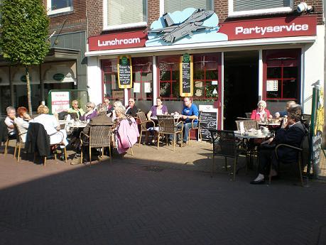 Wie aan service en kwaliteit nog waarde hecht, komt altijd weer bij de straaljager terecht!!
Bekijk onze kaart met voor ieder wat wils op www.de-straaljager.nl