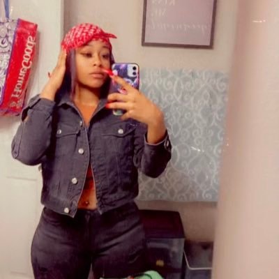Pretty girl 🦋