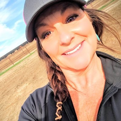 KarenRufty's profile picture. BullHauler, Photographer & Homesick Gypsy. Money can’t buy my soul cause it comes from hard earned place❤️🐂🐺God fearing, Gun toting Red blooded American!