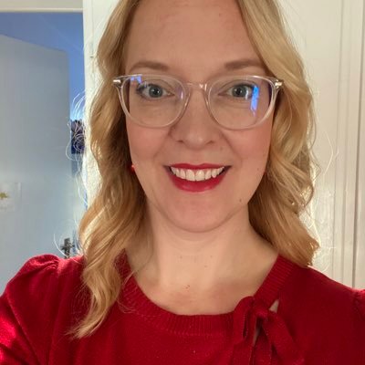 ElinHellerstedt's profile picture. Nyfiken lågstadielärare brinner för skolan och allt som är viktigt på riktigt!