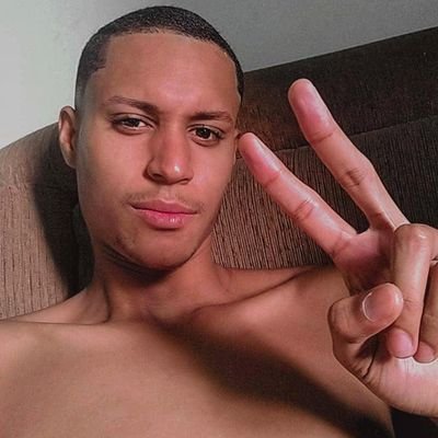 Não me julgue antes de me conhecer , eu posso te surpreender. ✌👤// Didi ✌🏾🔞