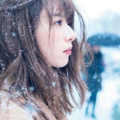 eSh5D90bbEp7p0F's profile picture. #22卒 #就活頑張りたい 九州 私大 文系  無言フォロー失礼します