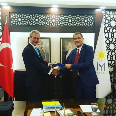 İYİ Parti Urla İlçe Başkanı
Avrupa Oto - BMW Mercedes Özel Servisi