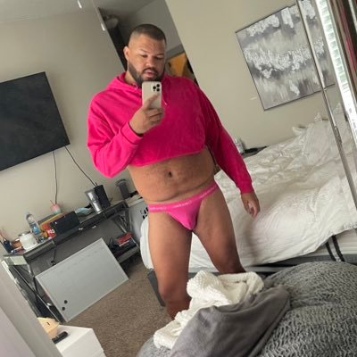 Just a guy living in San Diego looking for fun... public and private fun