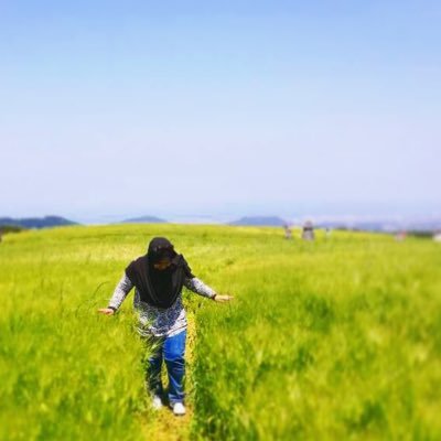 Rozila_Razak's profile picture. Simplicity is the Ultimate Form of Sophistication🧕🏻🇲🇾🙂