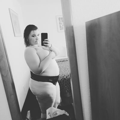 married has husband content seller do not dm me to try to fuck only dm me for content