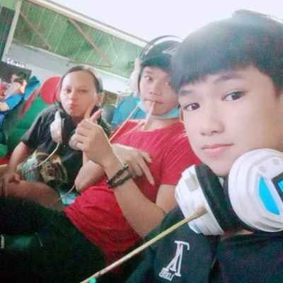 duy54606453's profile picture. vui vẻ