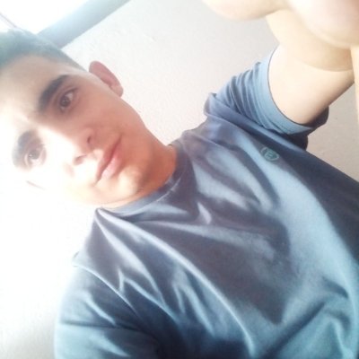 agusarias99's profile picture. 