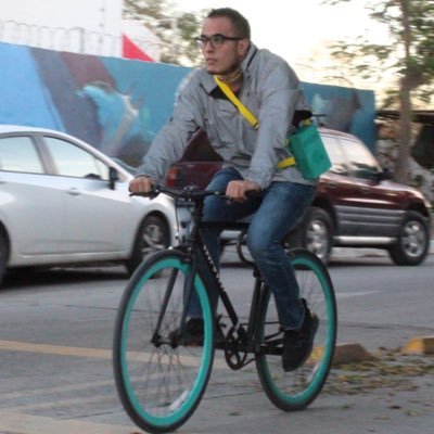 Me gusta andar en bici y tomar chela artesanal, lo demás es complemento || Gobernanza 👾 Ciudad 🚲 Espacio Público 🌳 Participación 🙋🏿‍♂️ ||