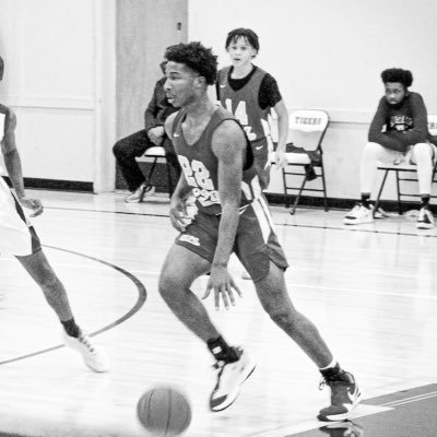 6’2 Guard/Forward  Lincoln college prep CO 2022