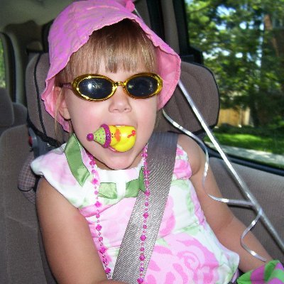 emerylawrencee's profile picture. (she/her) trader joe's lover