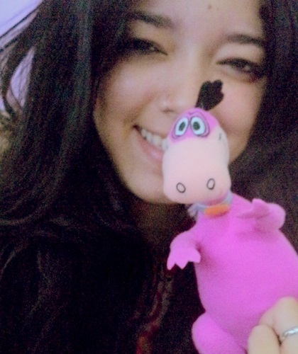 Sou como você me vê, posso ser leve como uma brisa, ou forte como uma ventania, depende de quando, e como você me vê passar. Clarice Lispector