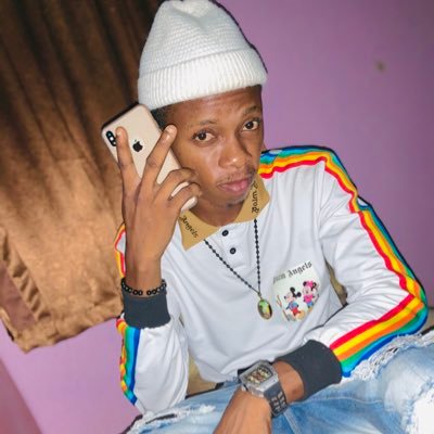 ComikVibes's profile picture. I’m so damn cool lovable and Jovial, let's follow each other vibes and get feel Comik with others 🙏🤟💝🔥