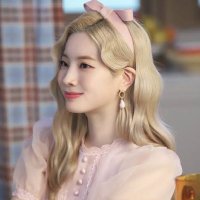 ☪︎⋆｡˚ (@__i2o3) Twitter profile photo
