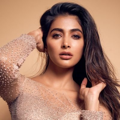 itzsenoritaa's profile picture. ᴀɴ ɪɴᴛʀᴏᴠᴇʀᴛ 🥀  ᴍᴇʟᴏᴍᴀɴɪᴀᴄ 🎶🎶 ʙᴜᴛᴛᴇʀꜰʟʏʟᴜʙ   🦋