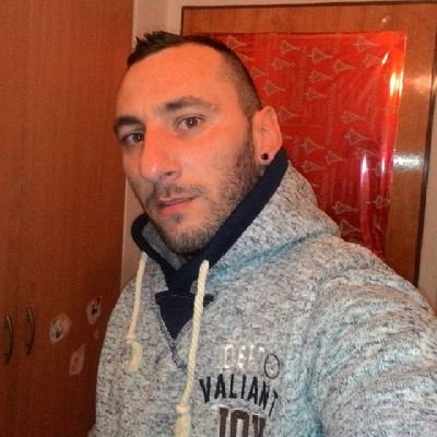 AdyAdy1985's profile picture. frumos