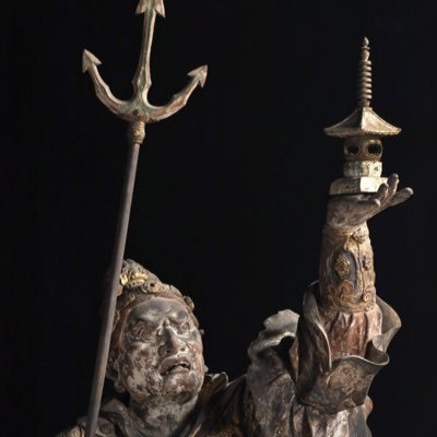 r7GHA6ndGsLFOfY's profile picture. 