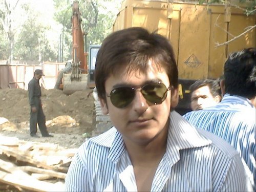 sherry_khanna's profile picture. i am a very cool,calm,and composed fun loving person and belives in true luvvv :}}

but also in a seach of it.......