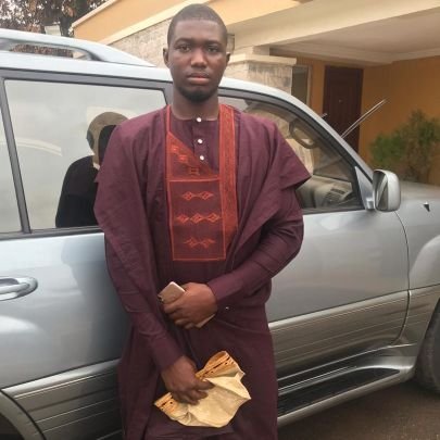 realecu1's profile picture. 