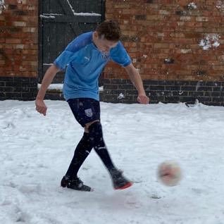 Footballer for West Brom’s academy ⚽️ i probably won’t tweet because what’s the point