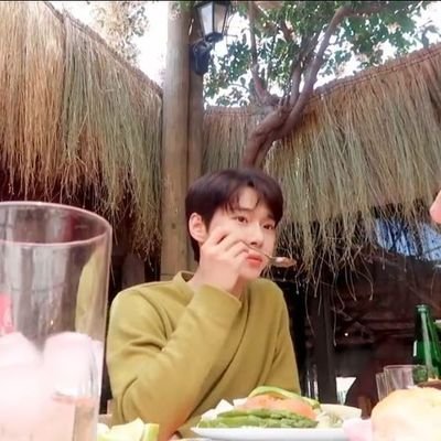 ᚕ 𓈒 ̵ ̀ ̗🍈 𝖄o❔ ⒹⓇⒺⒶⓂ 🥕 ̖ ́ ̵ ✱ . 、៵ 🥡 twin @_jjxden 𖠵⛳ ♡⃛ ୨ ice ⊹ bella ୧ 🦒