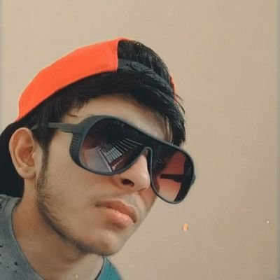 Olivia Sanabia on Twitter: "IT’S OUT!!! My Christmas single “Evergreen