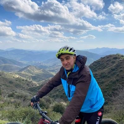 stavrosyiannaki's profile picture. 