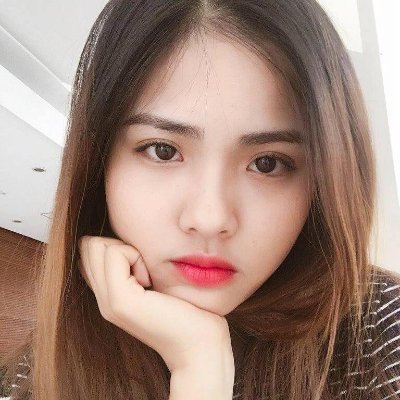 Hello I am Nishi. I'm a full-time freelance graphic designer, with 5 years of experience in the design industry. I'm hard working and reliable,