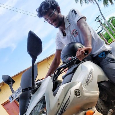 புரியாத புதிர் நான் புரிந்துகொள்ள முயற்சிக்க வேண்டாம்