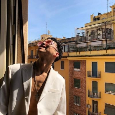 thenameisdlck's profile picture. ⠀⠀⠀⠀⠀ 𝕛𝕖 𝕝𝕖 𝕧𝕠𝕚𝕤 𝕕𝕒𝕟𝕤 𝕥𝕠𝕟 𝕤𝕠𝕦𝕣𝕚𝕣𝕖 ⠀⠀⠀⠀⠀ ⠀⠀⠀⠀⠀ ⠀⠀ ⠀⠀⠀⠀⠀ ⠀⠀⠀⠀ 𝓜𝗮𝗿𝘆-𝓙𝗮𝗻𝗲♡