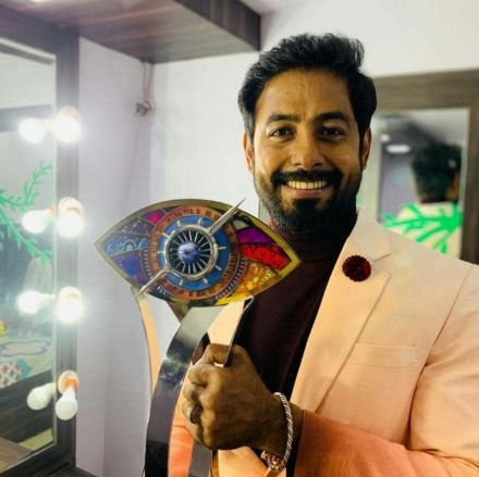 WAariarmy's profile picture. மரம் வளர்ப்போம்.
இயற்கை பாதுகாப்போம்
ஆதரவற்றவர்களை அரவணைப்போம்.