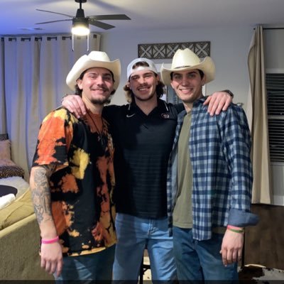 chasenovitt's profile picture. sydney❤️and Cooper❤️