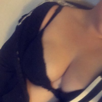 xosassafrass's profile picture. CA 🍑😘 women only💖 dm me 👅💋💋23+