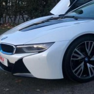 hi my name is BMW I8 i was born when the new jailbreak update came out i'm a limited time vehicle also follow the creator who made me @asimo3089