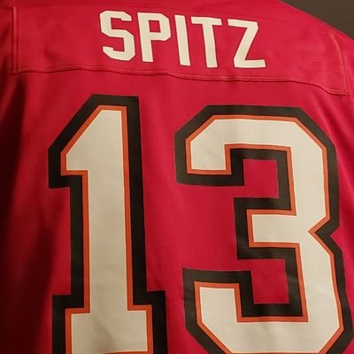 Host of Spitz on Sports w/Kerri & Co Sat 9 AM @wengradio. Hockey and Horses. Hubs of cancer survivor & dad Son 15 and Dau 26 who earned her MBA. Proud!!